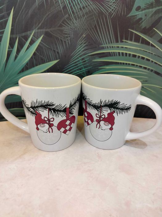 Dwa małe kubki kubeczki świąteczne 2szt