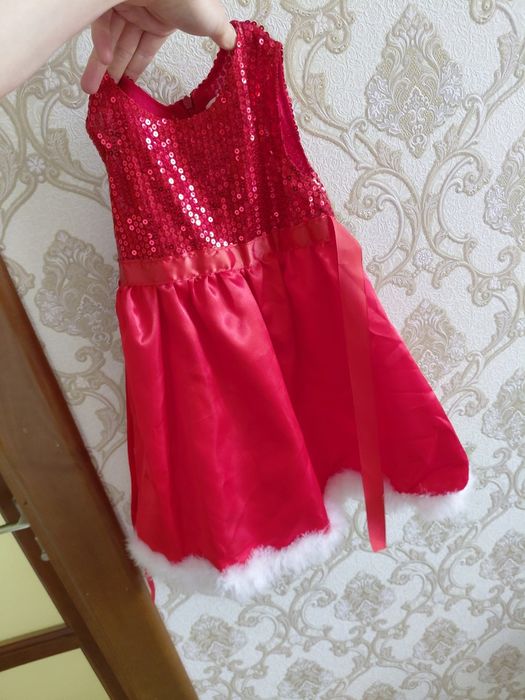 Сукня червона. Новорічний костюм.