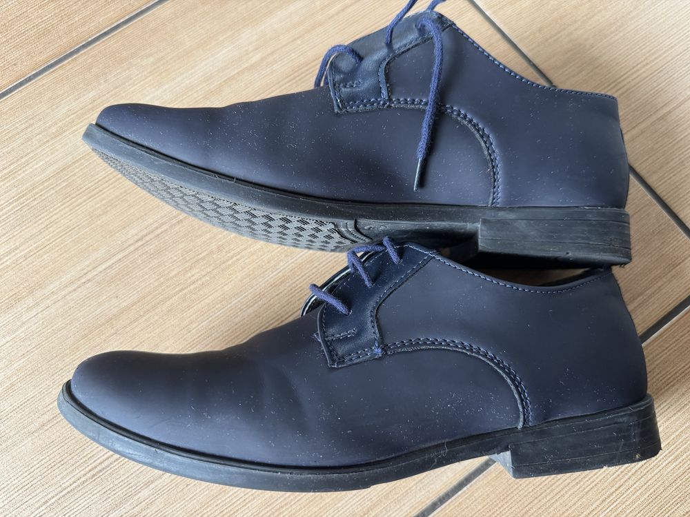 Buty granatowe Kornecki 36