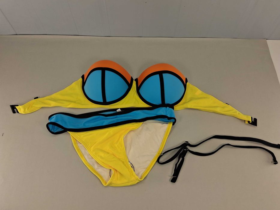 W022 Kostium Kąpielowy Bikini Damski Strój Dwuczęściowy Z Falbaną  M