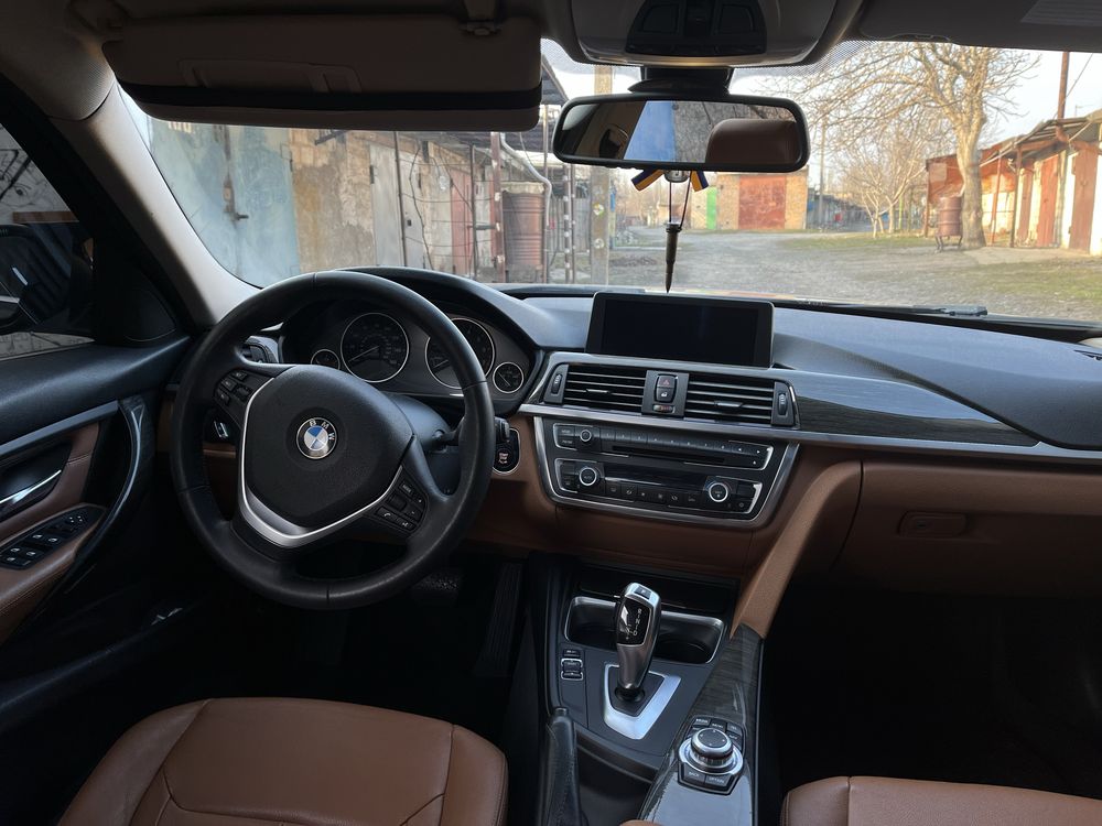 Продам BMW F30 328i