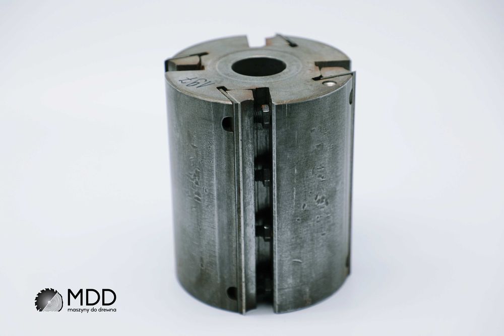 A197. Głowica stalowa 125x150x35 Z4