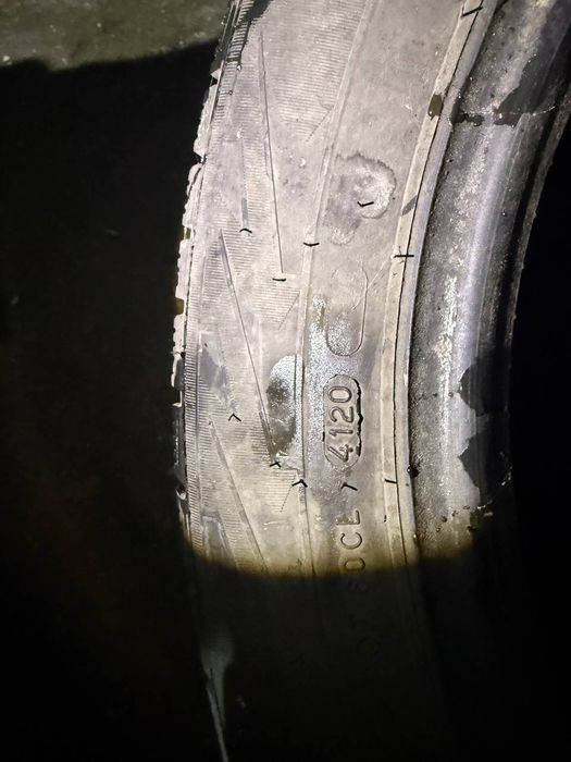 Продам зимнюю резину 205/60/16