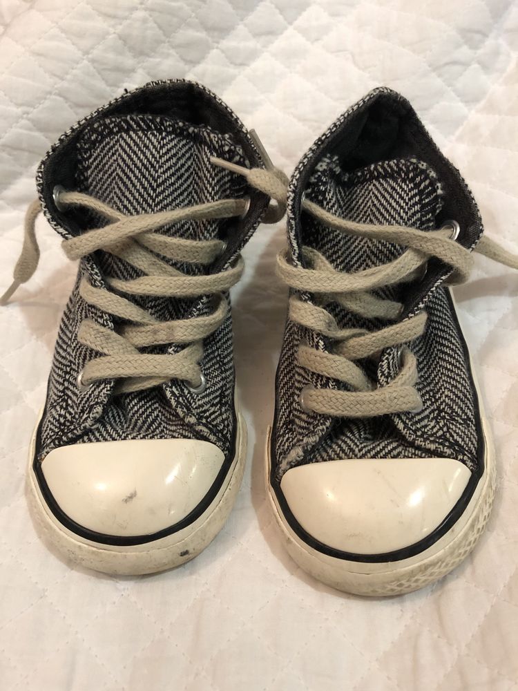 Converse dziecięce tenisówki r. 22 (6 UK)