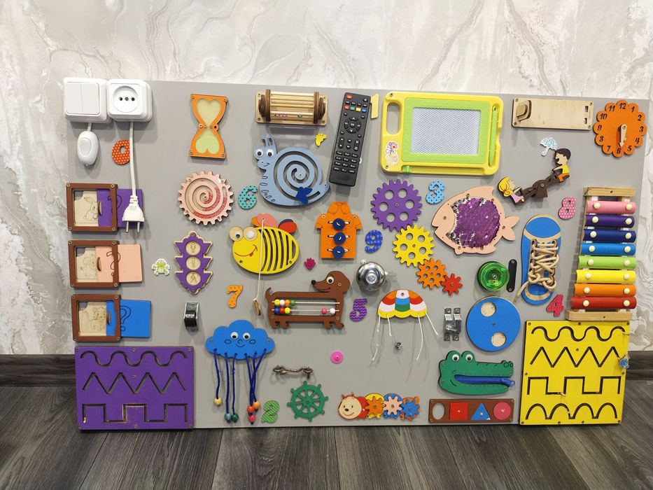 Бізіборт для хлопчика