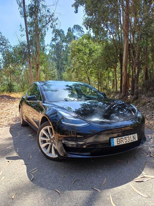 Tesla Model 3 Long Range