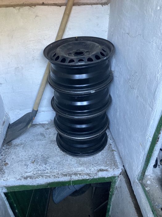 Диски R15 5 112, защита двигателя