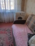 Продам кімнату в квартирі вул. Електриків 26/30-А  м. Почайна.