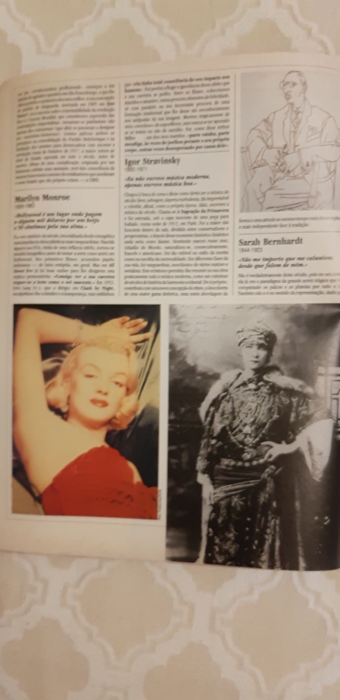 Revista Expresso 1000 figuras do seculo XX excelente estado.1991