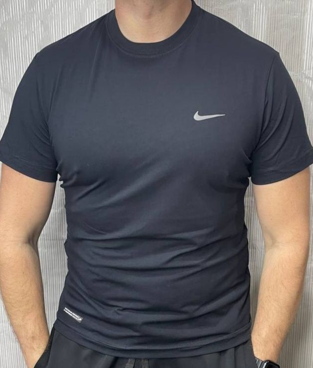 Чоловіча футболка Nike мужская футболка Nike шість кольорів