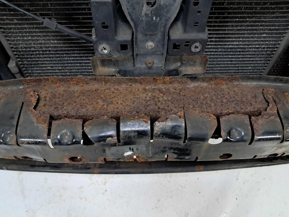 Pas przedni kompletny wentylator chłodnica VW Passat B7 2.0 1.6 TDI