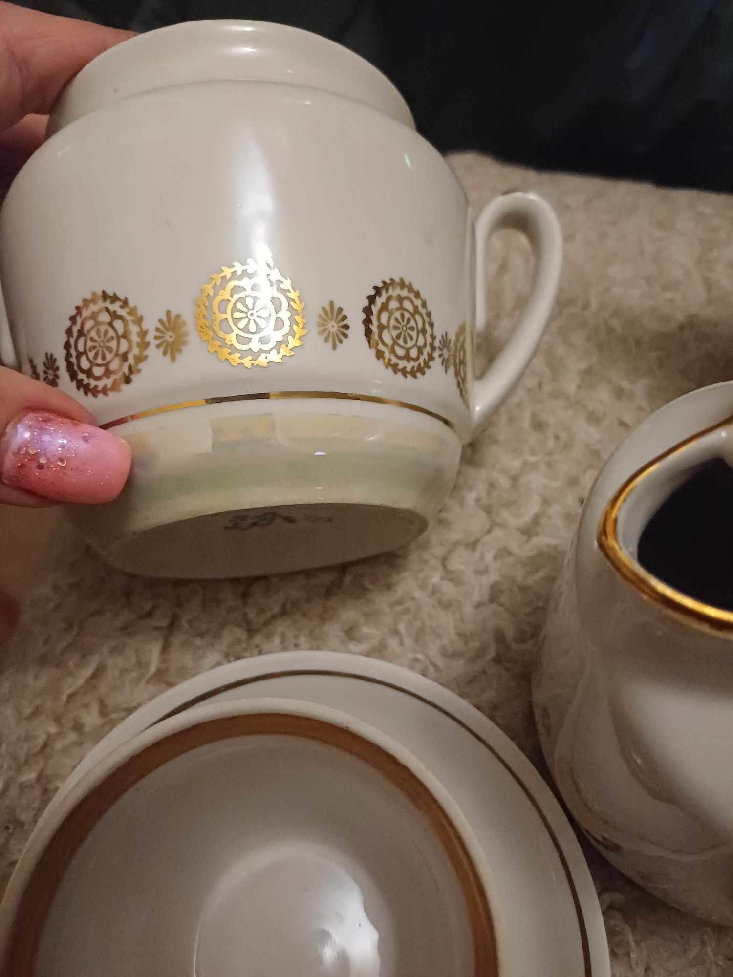 Сервиз для кофе, светлый