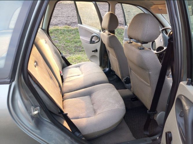 Продається лада калина