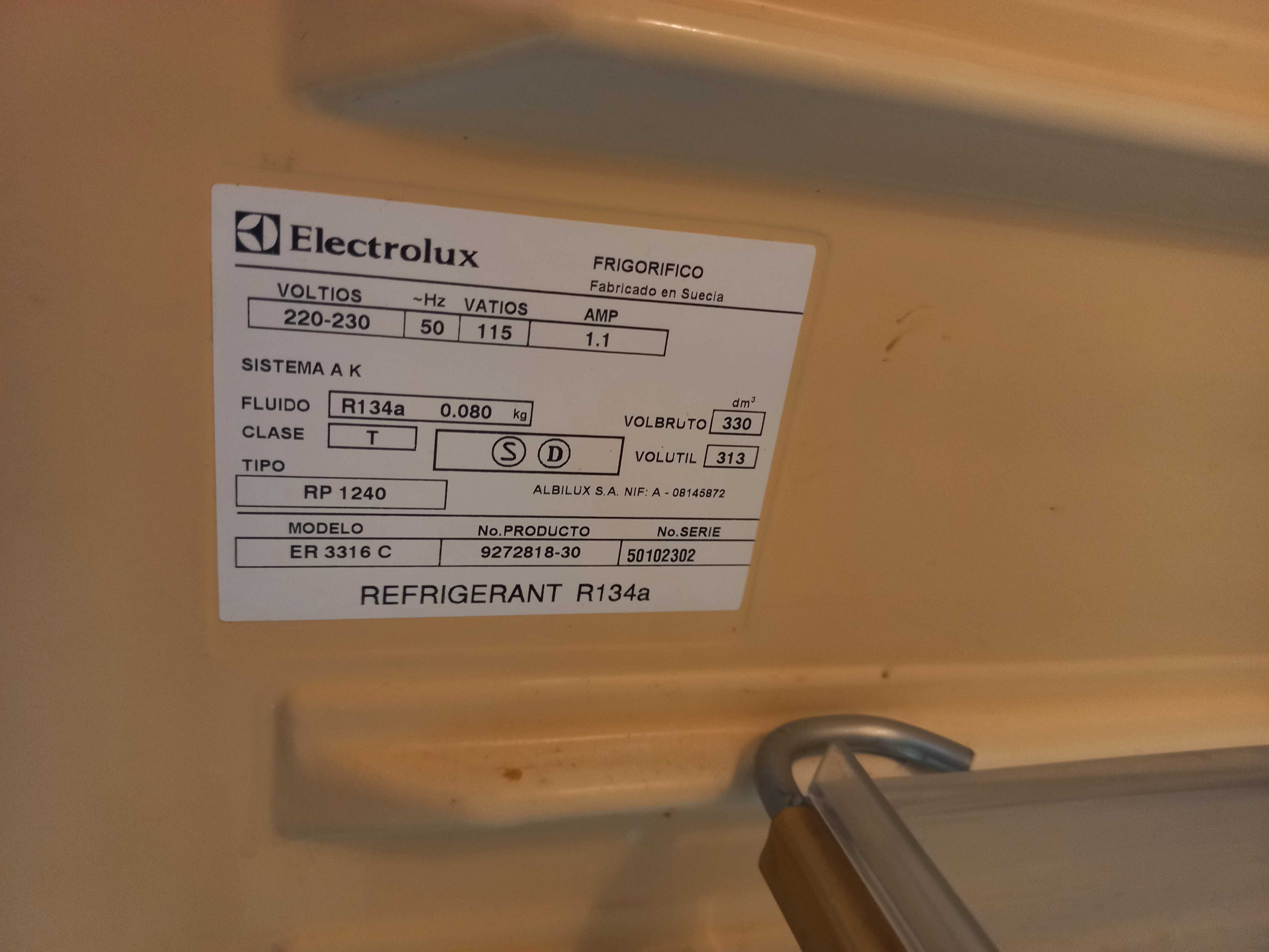 Frigorifico Eletrolux de 300 lt