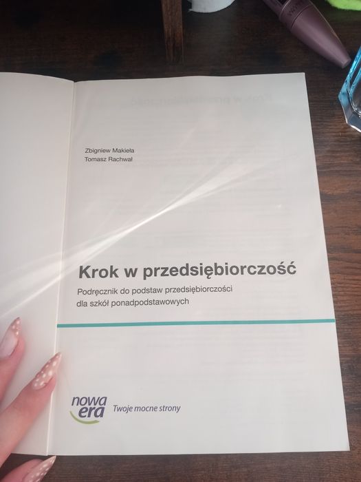 krok w przedsiębiorczość podstawy przedsiębiorczości