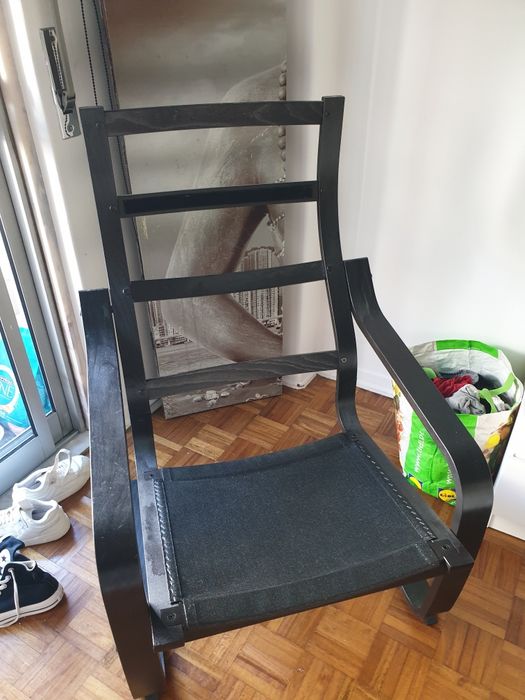 Cadeirão de sala ou escritório.