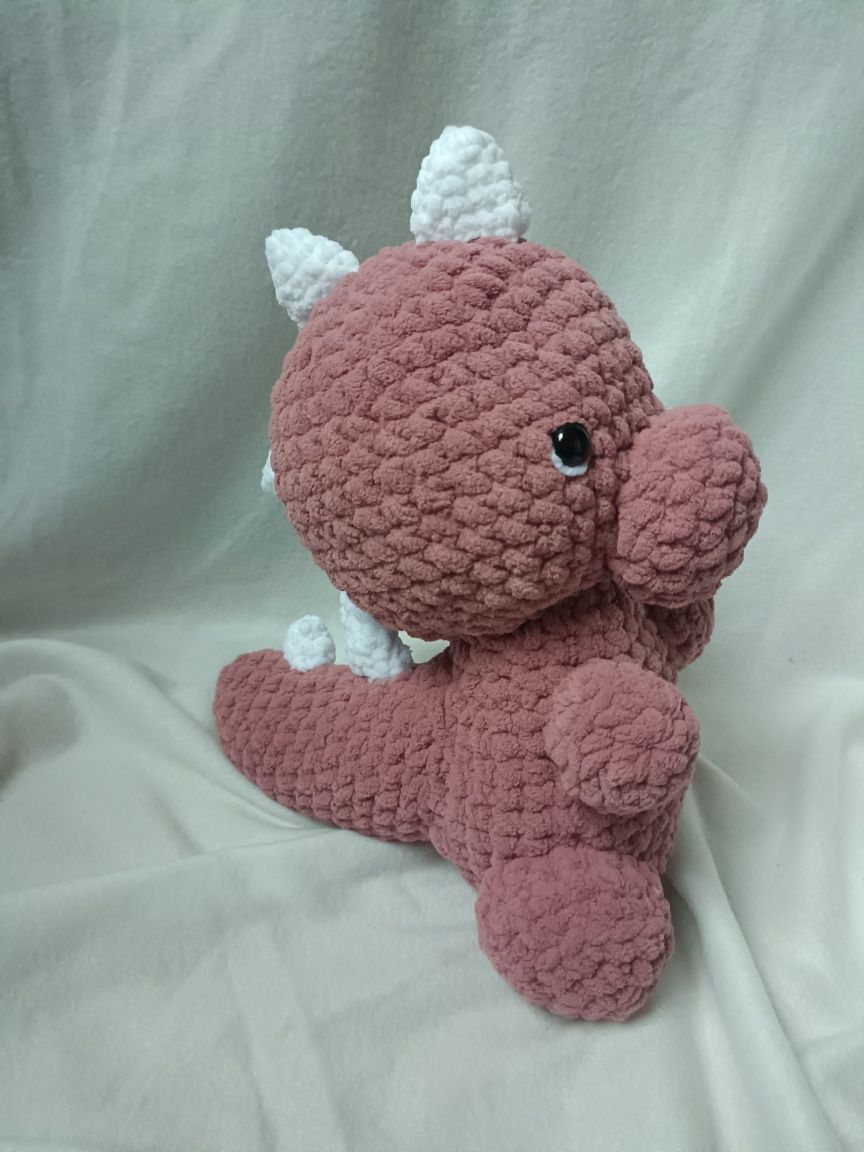 Dinozaur amigurumi