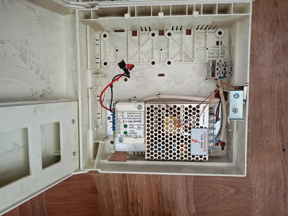 Блок безперебійного живлення 12В,  UPS 12 V, для роутер, відеонагляд,