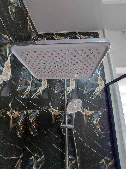 Душова система з термостатом Devit