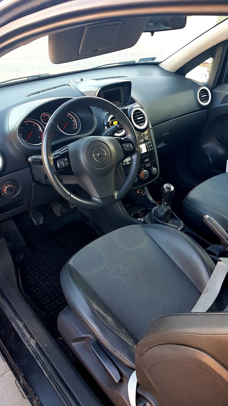 Opel Corsa D 1,7 cdti 160 koni COSMO