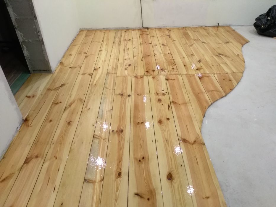 Cyklinowanie renowacja podłóg schodów układanie parkietu desek