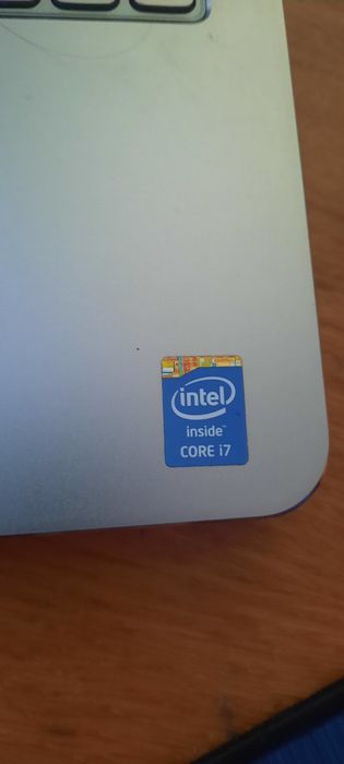 Ноутбук DELL Inspiron 15 7000 Series