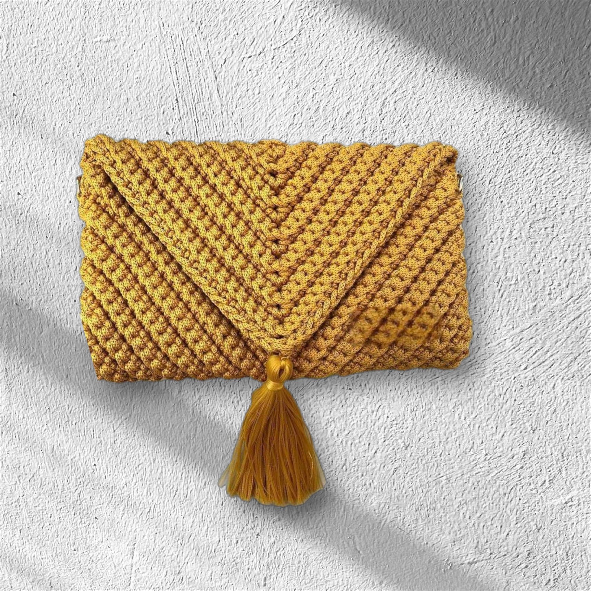 Bolsas crochê feitas por mim
