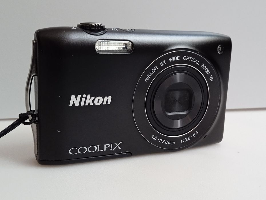 Nikon Coolpix S3300