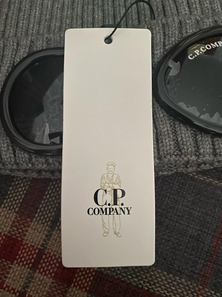 Шапка c.p company