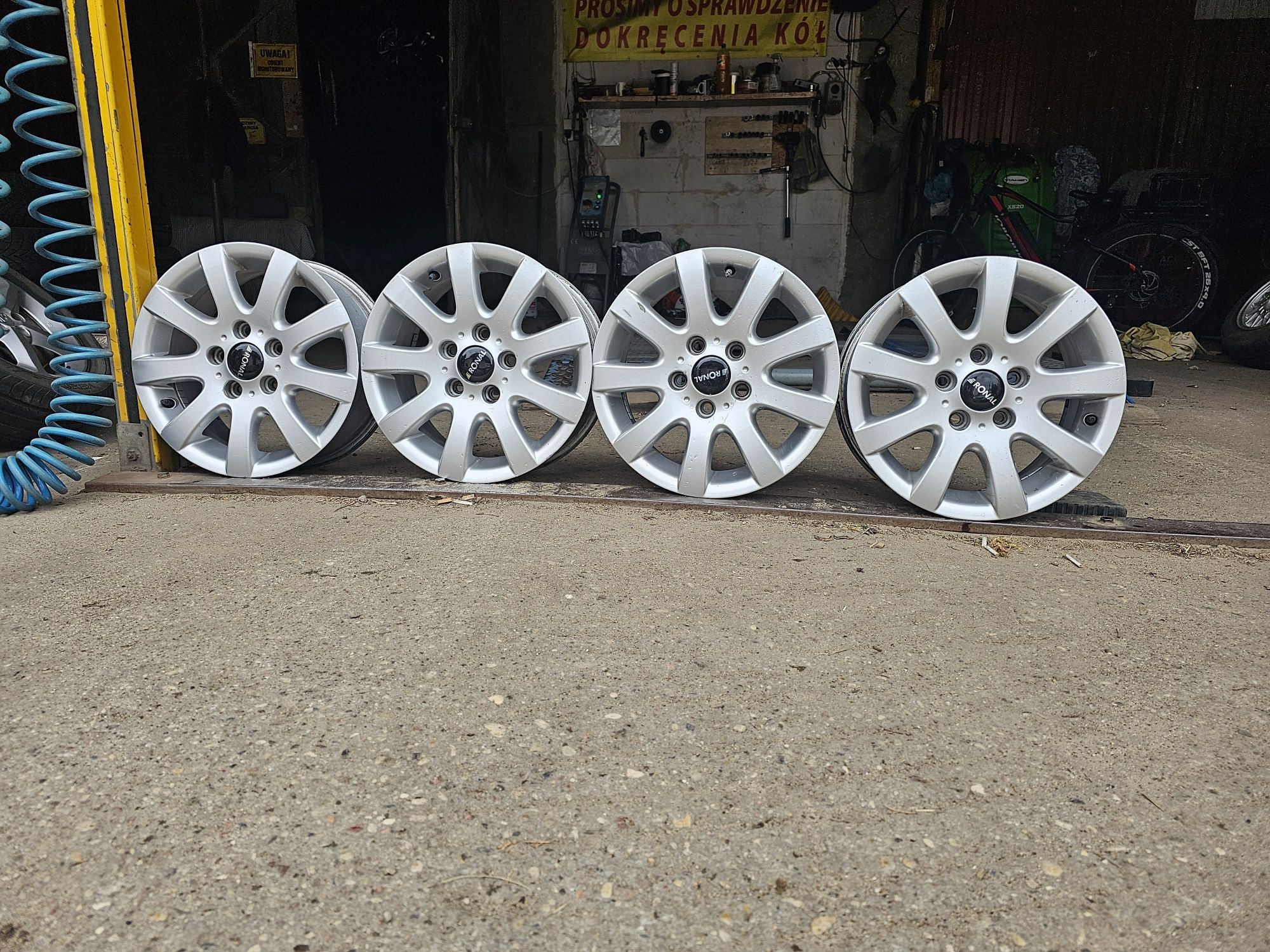 Felgi Aluminiowe Volkswagen Golf V-VI-R15 5x112 ET50-6.5J