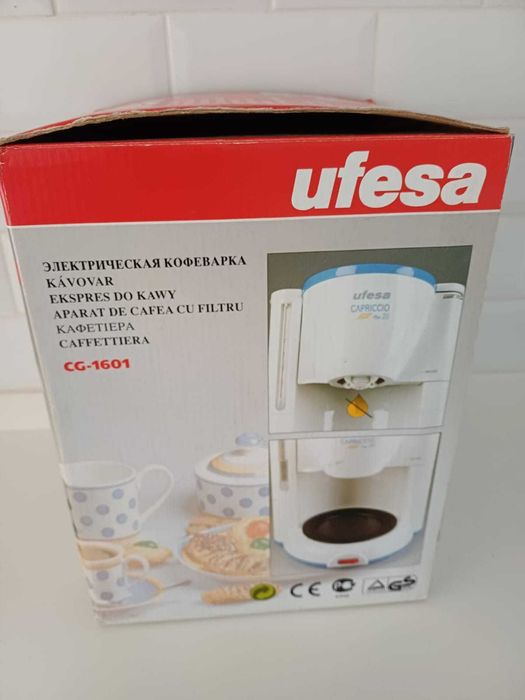 Máquina de Café Filtro UFESA CG1601 Capriccio - Nova