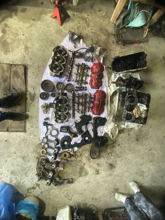 Мотор VG30E nissan по запчастинах, блок,