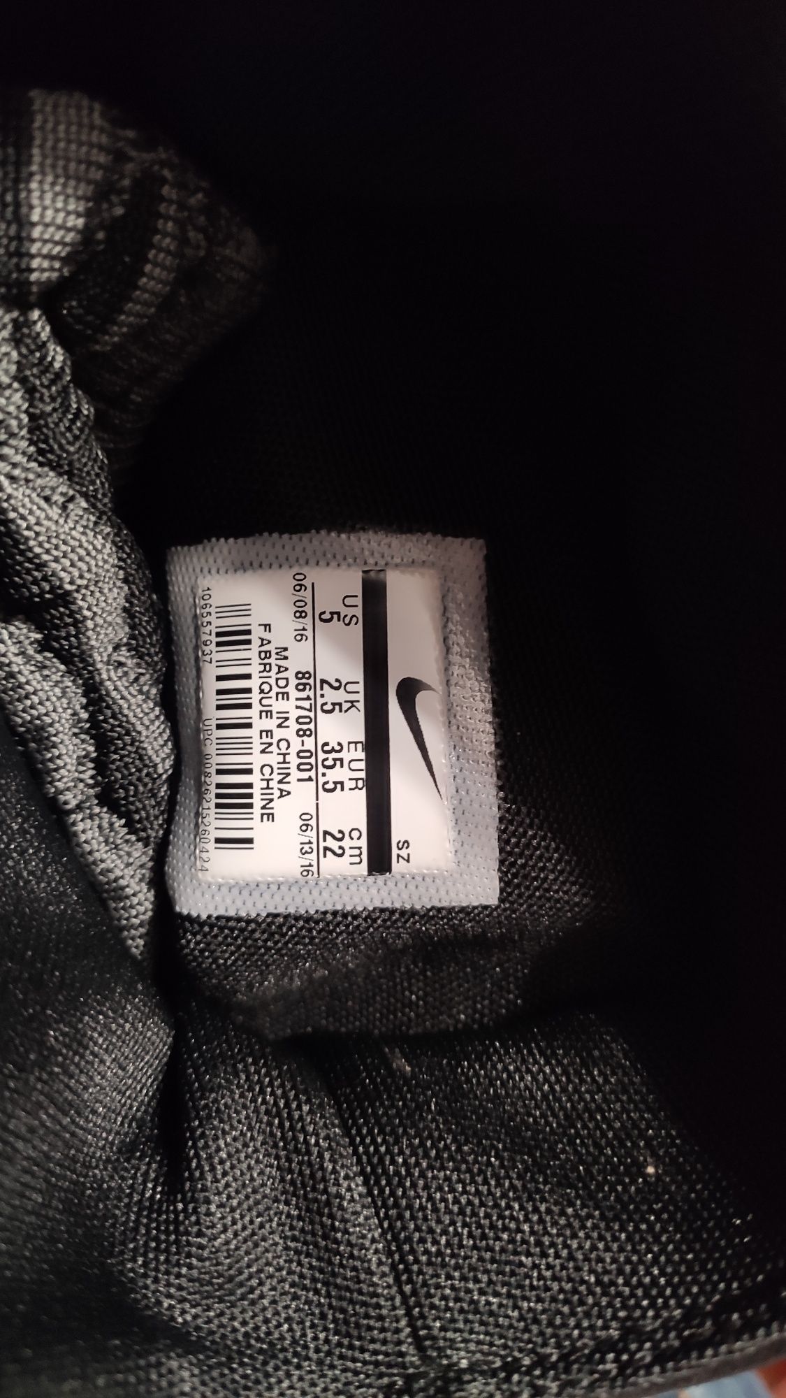 Сапоги Nike Wmns Roshe Two Hi Flyknit Black (861708-001)