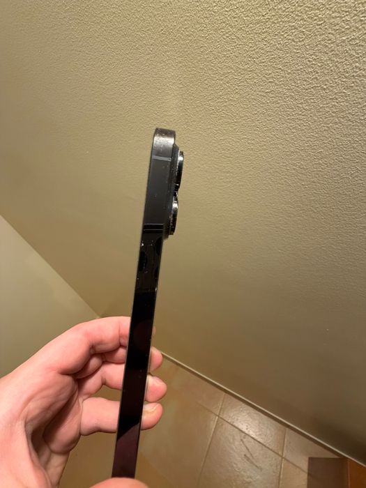 Iphone 14 pro max 256 gb com carregador e cabos incluido