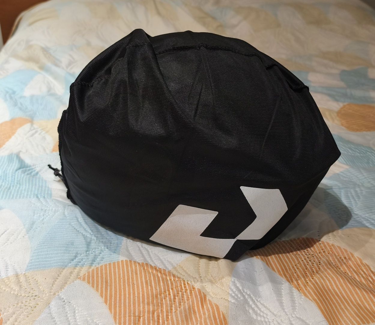 Vendo capacete novo