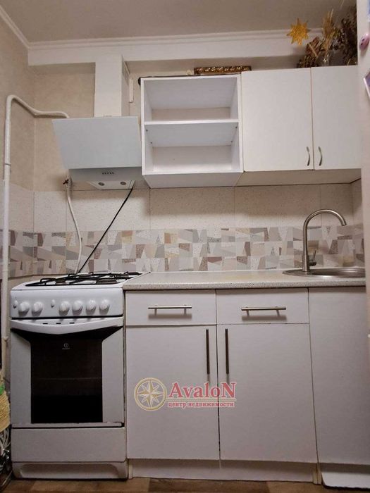 Продам 1-ком квартиру с косметическим ремонтом! Цена 28 000 у.е