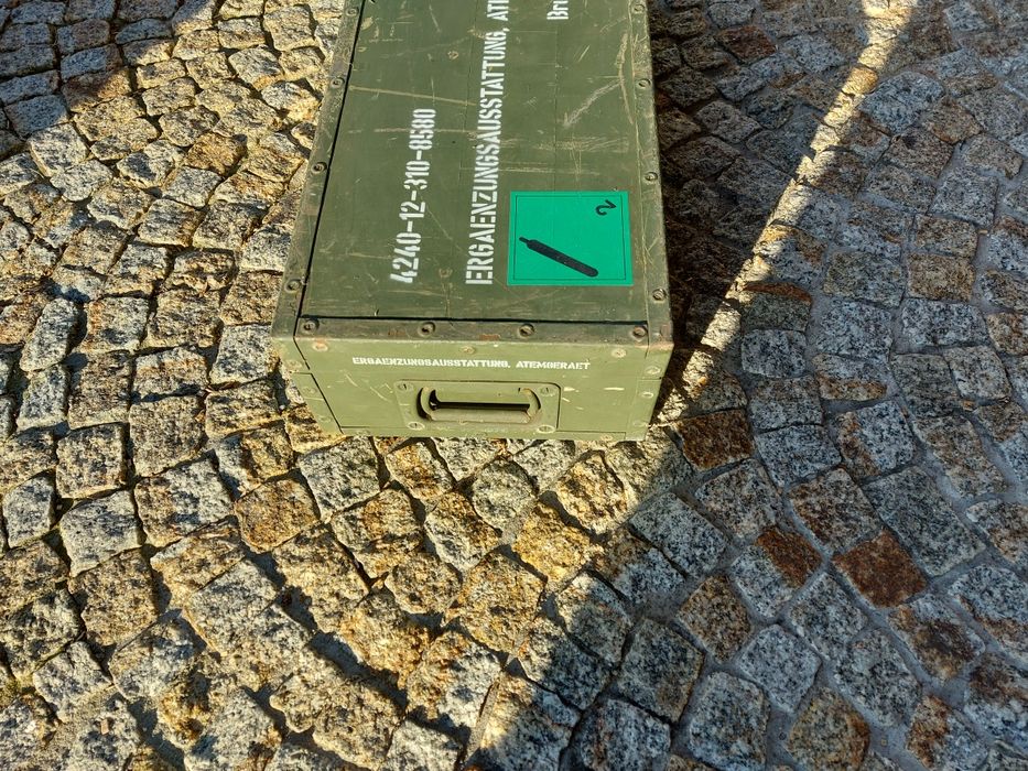 Skrzynia wojskowa militarna