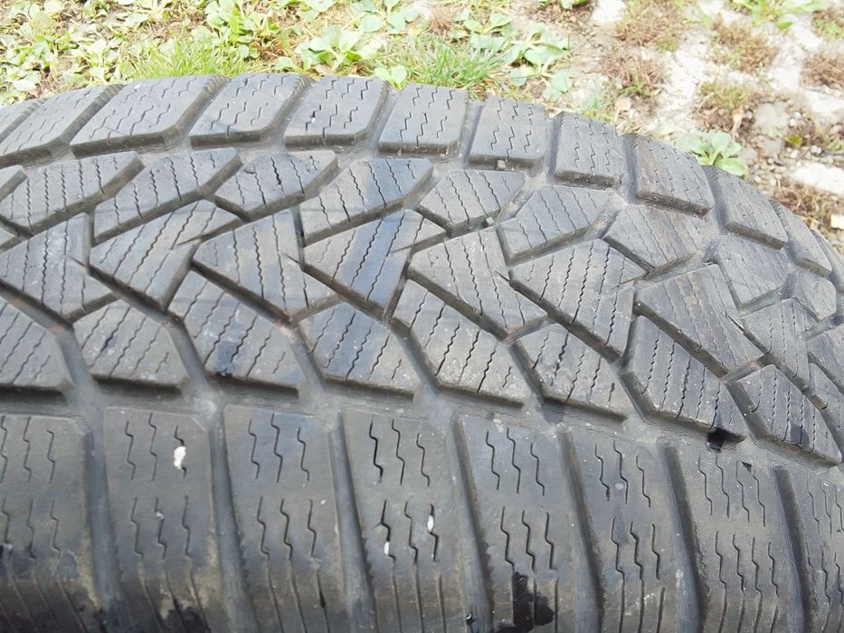 2 Opony zimowe 195/65r15 UNIROYAL 2021r