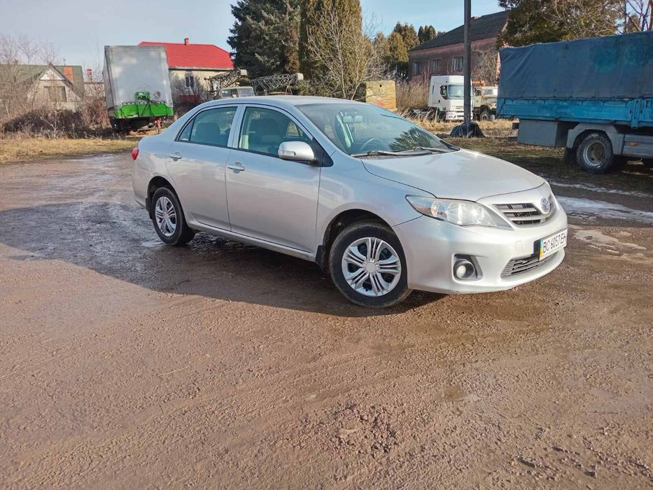 Продам Toyota Corolla