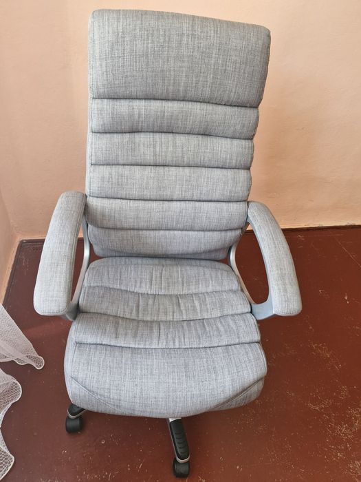 Крісло комп'ютерне