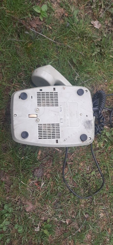 Telefon stacjonarny