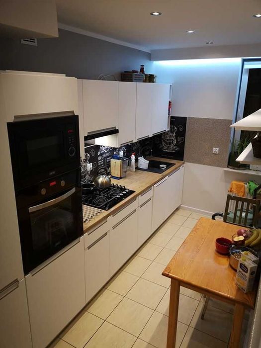 Przestronny Pokój do wynajęcia od 01.11.25 Wrzeszcz Hallera