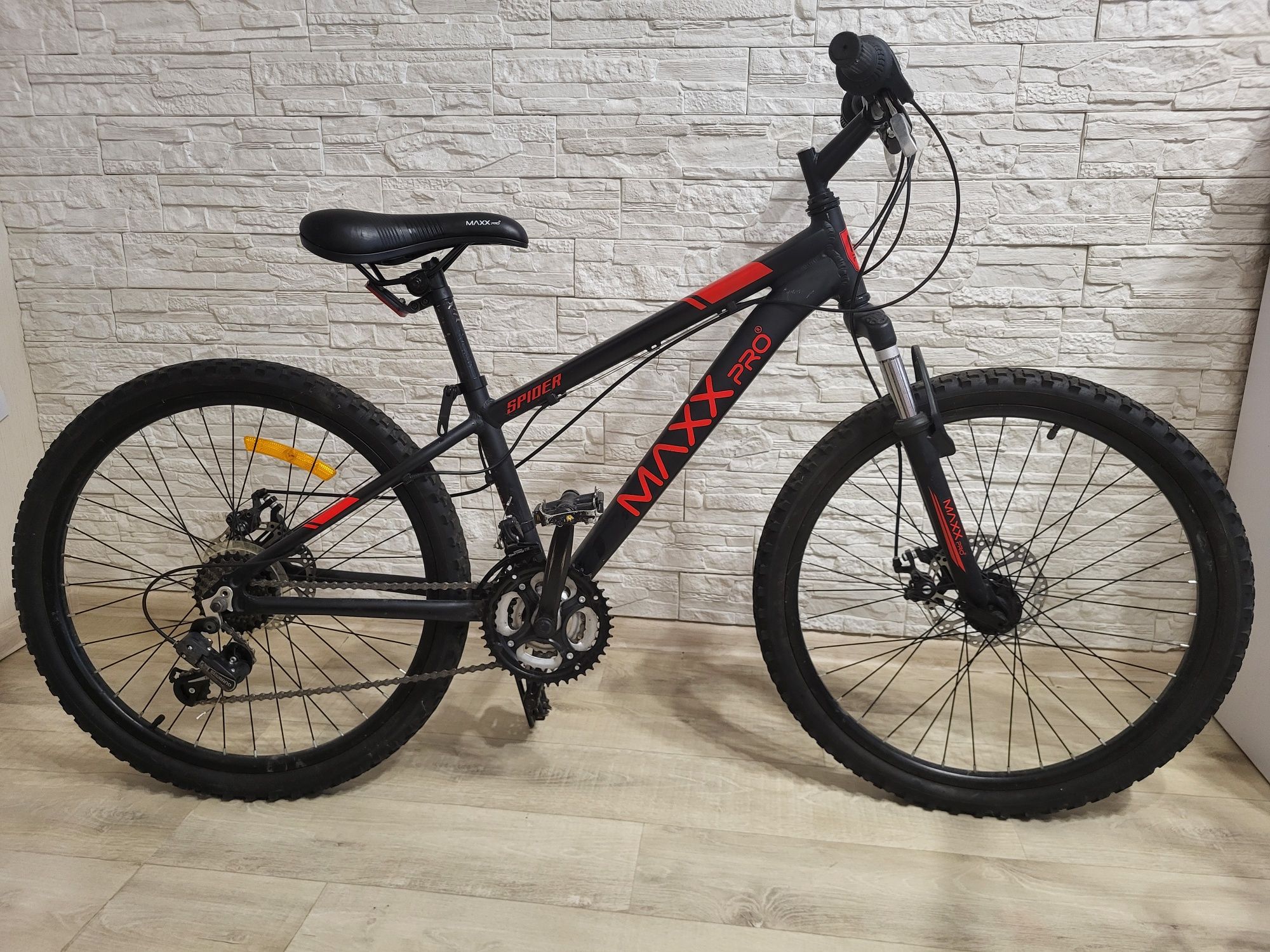 Велосипед 24" Maxx Pro Spider 12" черный