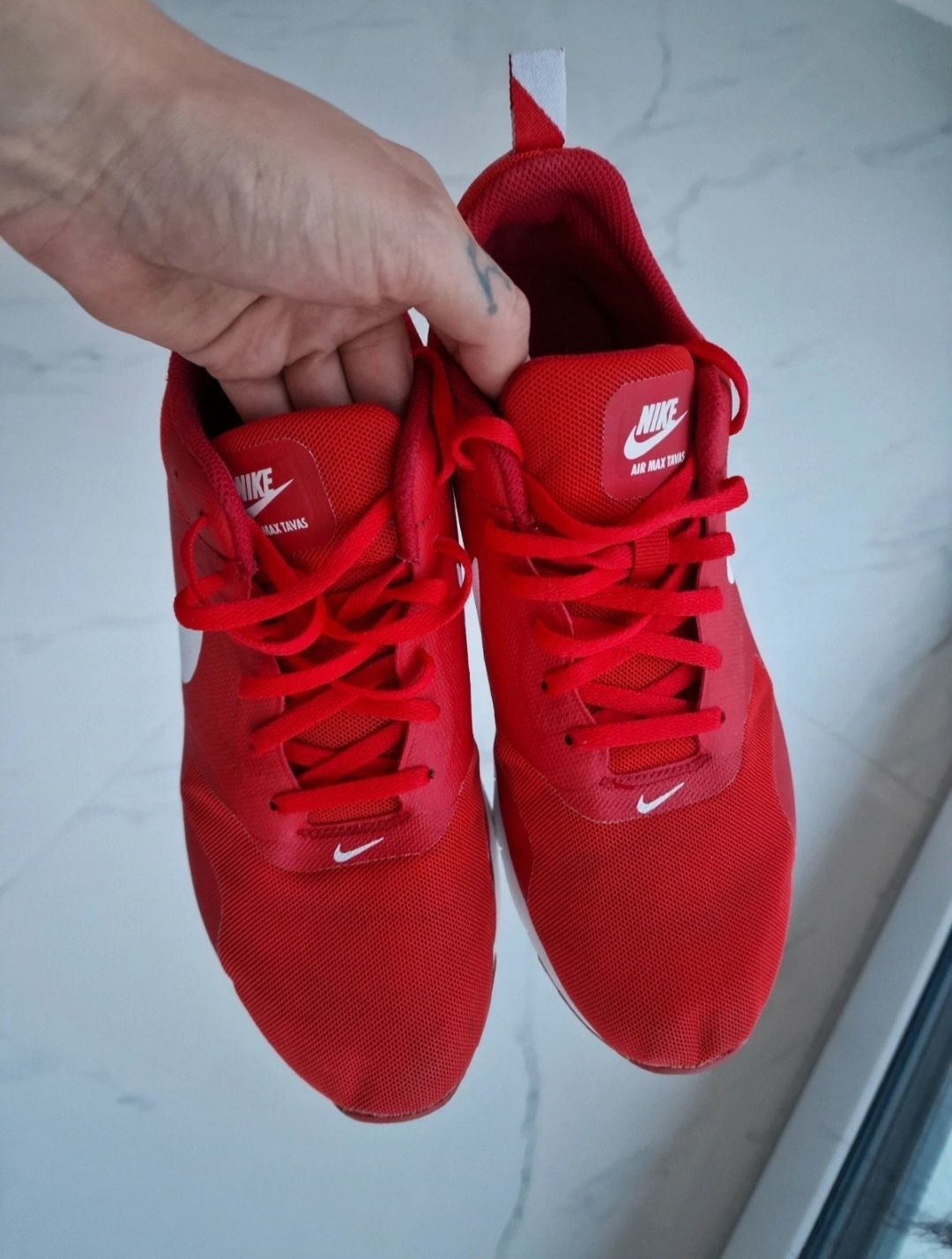 Sneakersy nike air max tavas GS czerwone 40