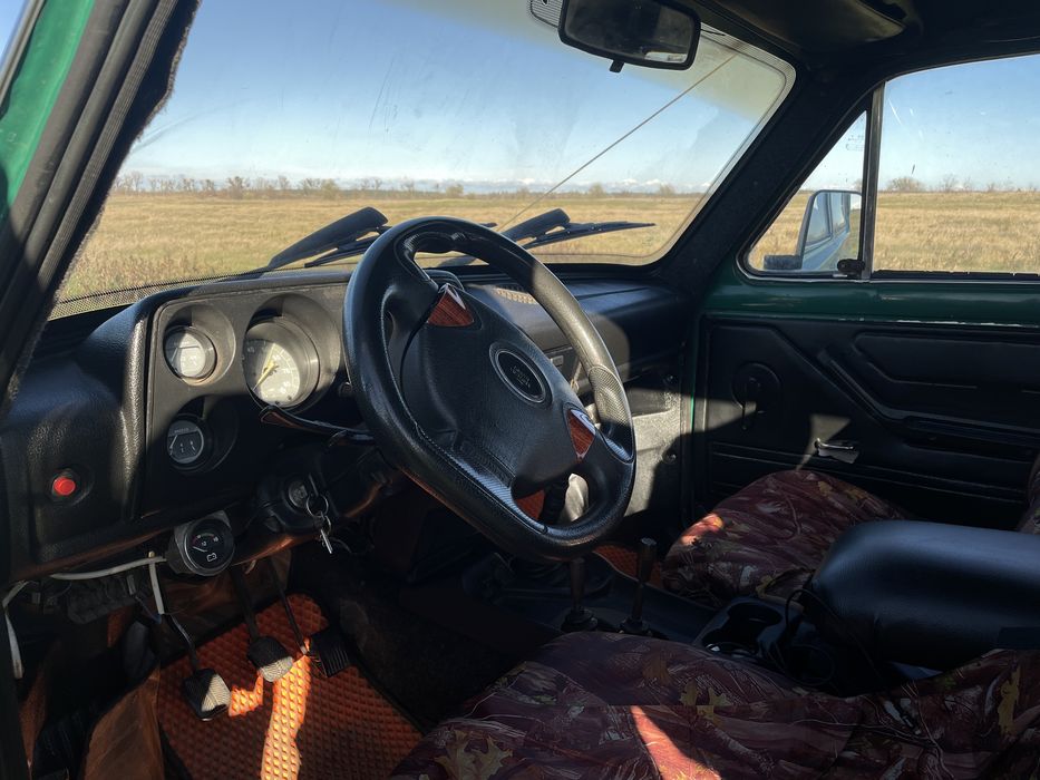 Автомобіль марки Ваз 2121 Нива