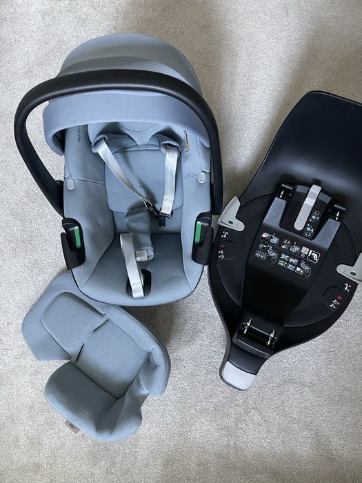 Maxi-Cosi Pebble 360 z bazą Familyfix 360 kolor miętowy