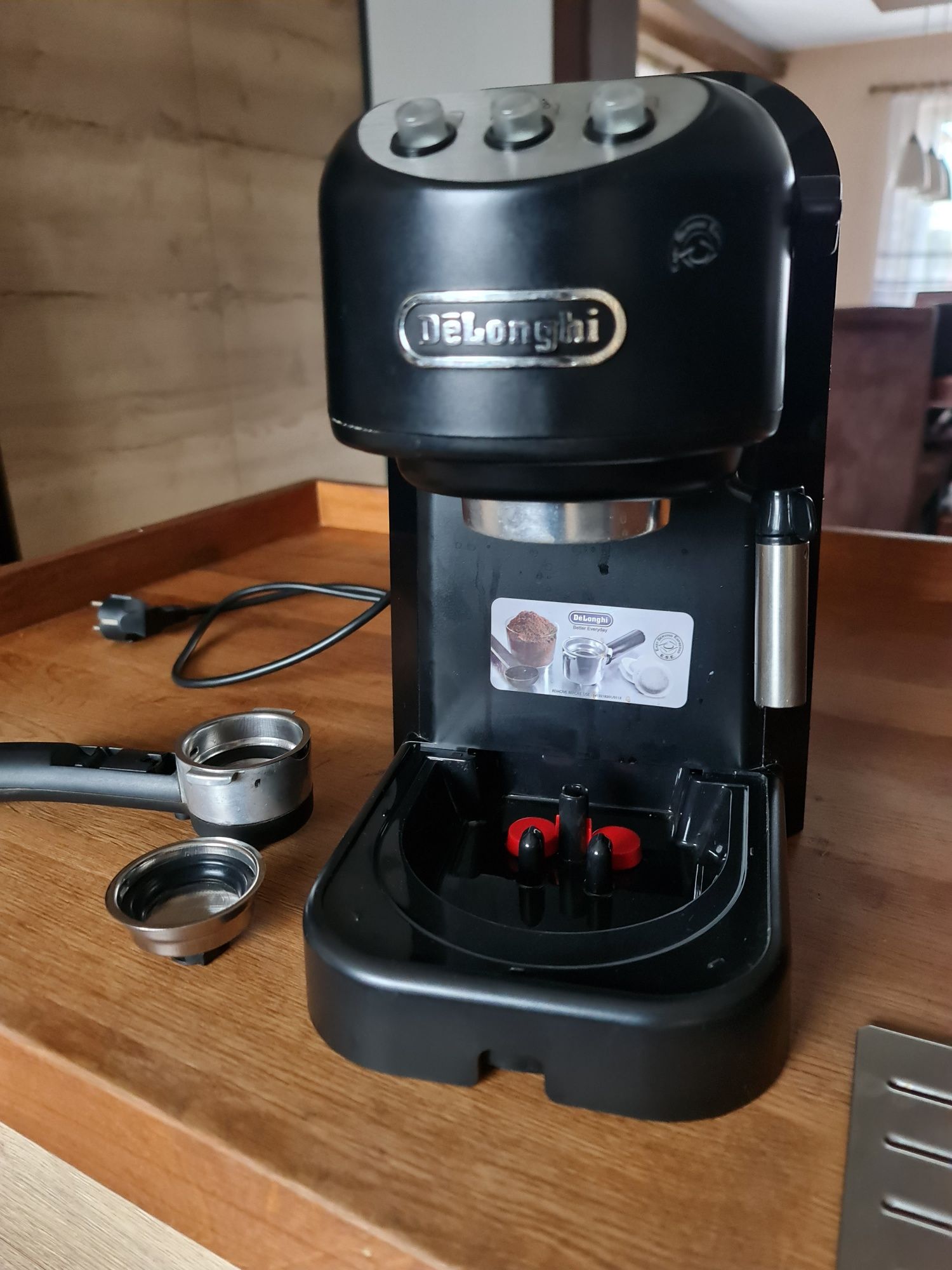 Ekspres kolbowy delonghi