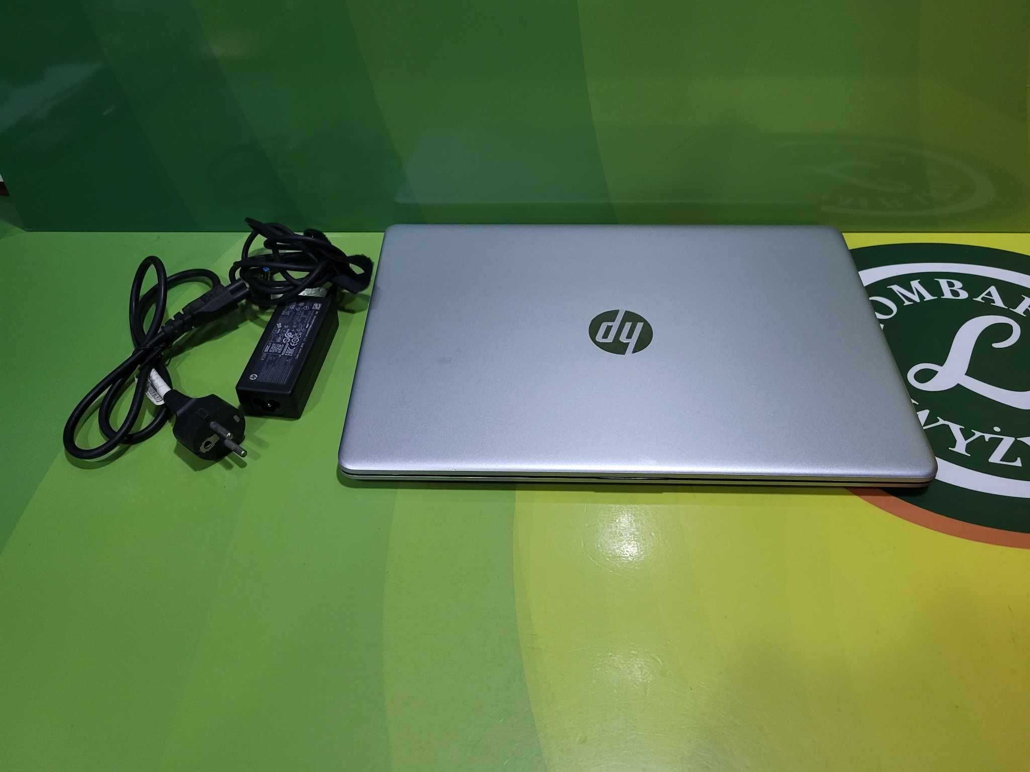 Laptop HP 15s-fg1514na i3-1005G1/8GB/256SSD/Win11