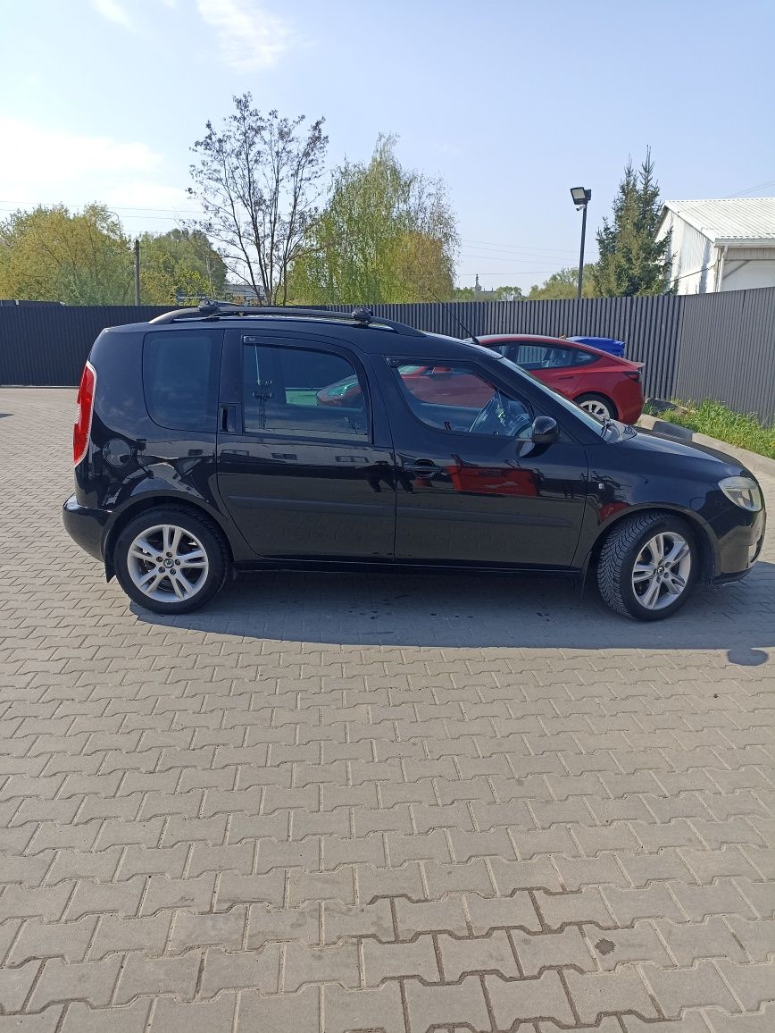 Продам Skoda Roomster