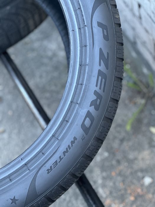 Топова шина‼️Pirelli PZero winter 108V 285/40 r20 6мм 2023рік